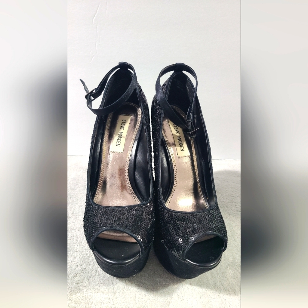 STEVE MADDEN SEQUINS PEEPTOE PLATAFORM HEELS